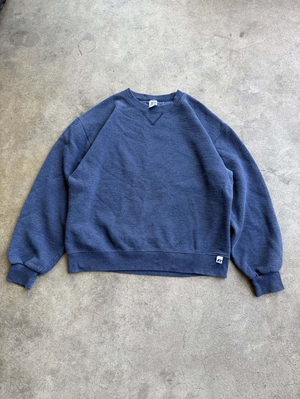 Vintage y2k Russell Athletic Dri-Power Crewneck Sweatshirt Navy Blue Size M
